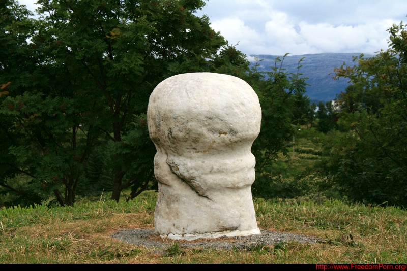 File:dønna marble phallus.jpeg